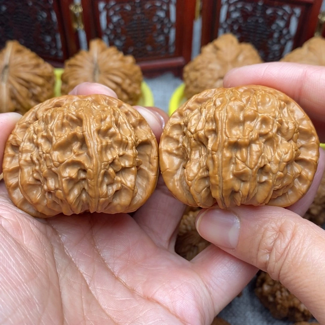 文玩核桃把件毕业肉球白狮子46尺