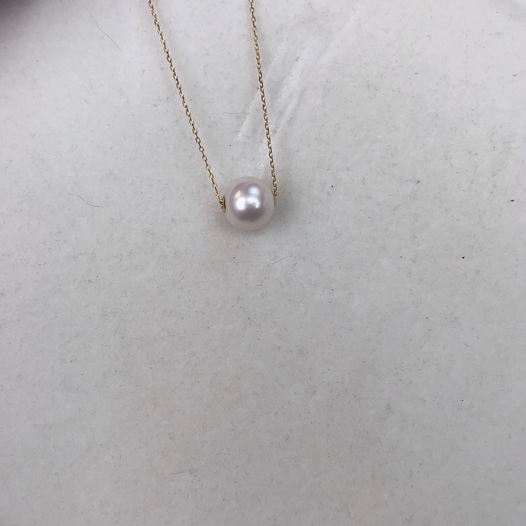 淡水珍珠18K金镶嵌颈饰