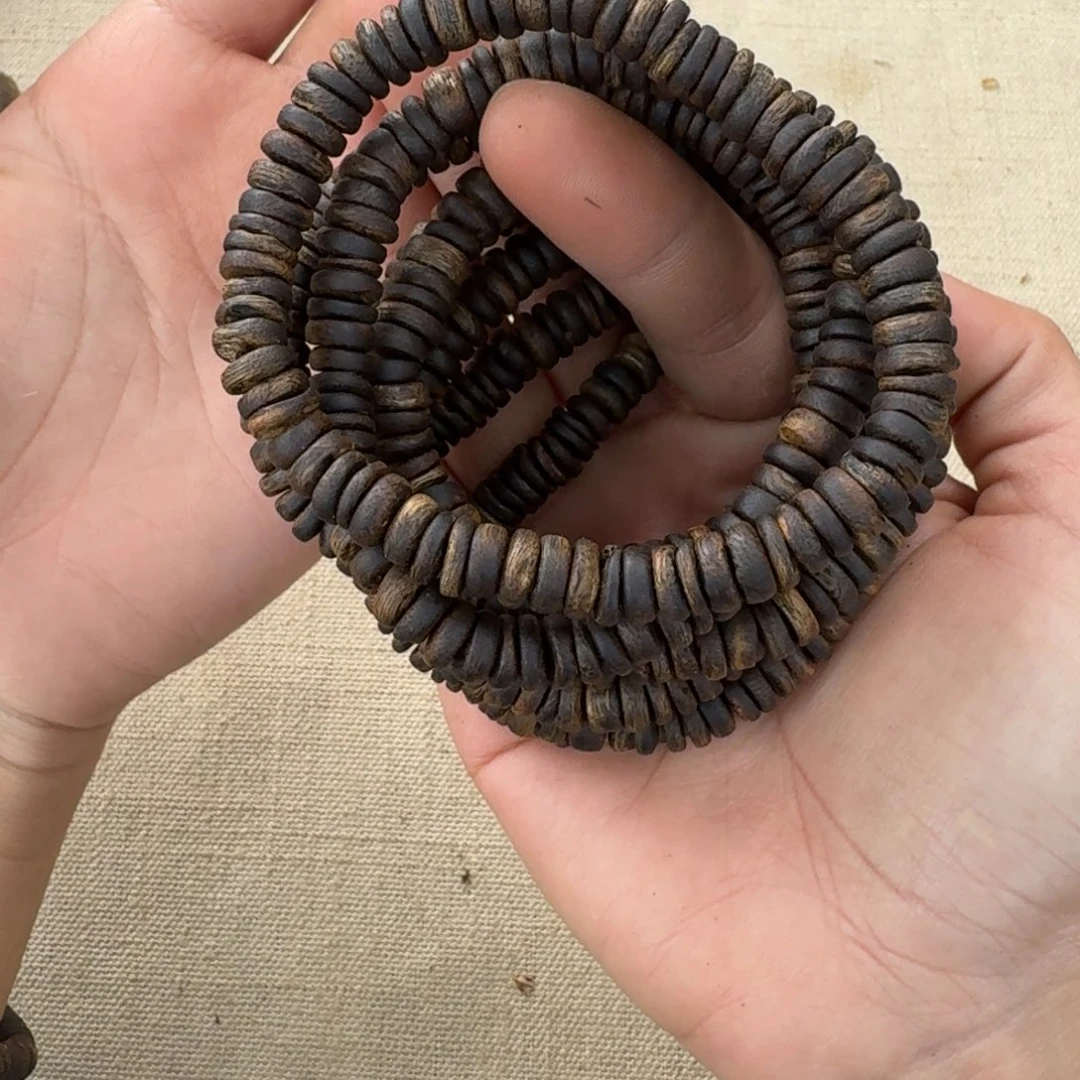 沉香手串绿奇楠沉香单圈约0.7多样性发一条