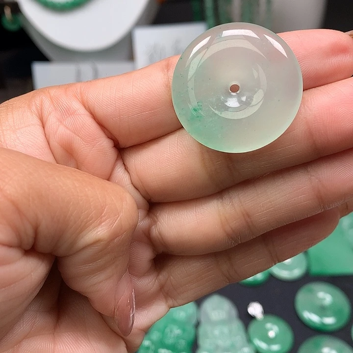 石英石非金属吊坠