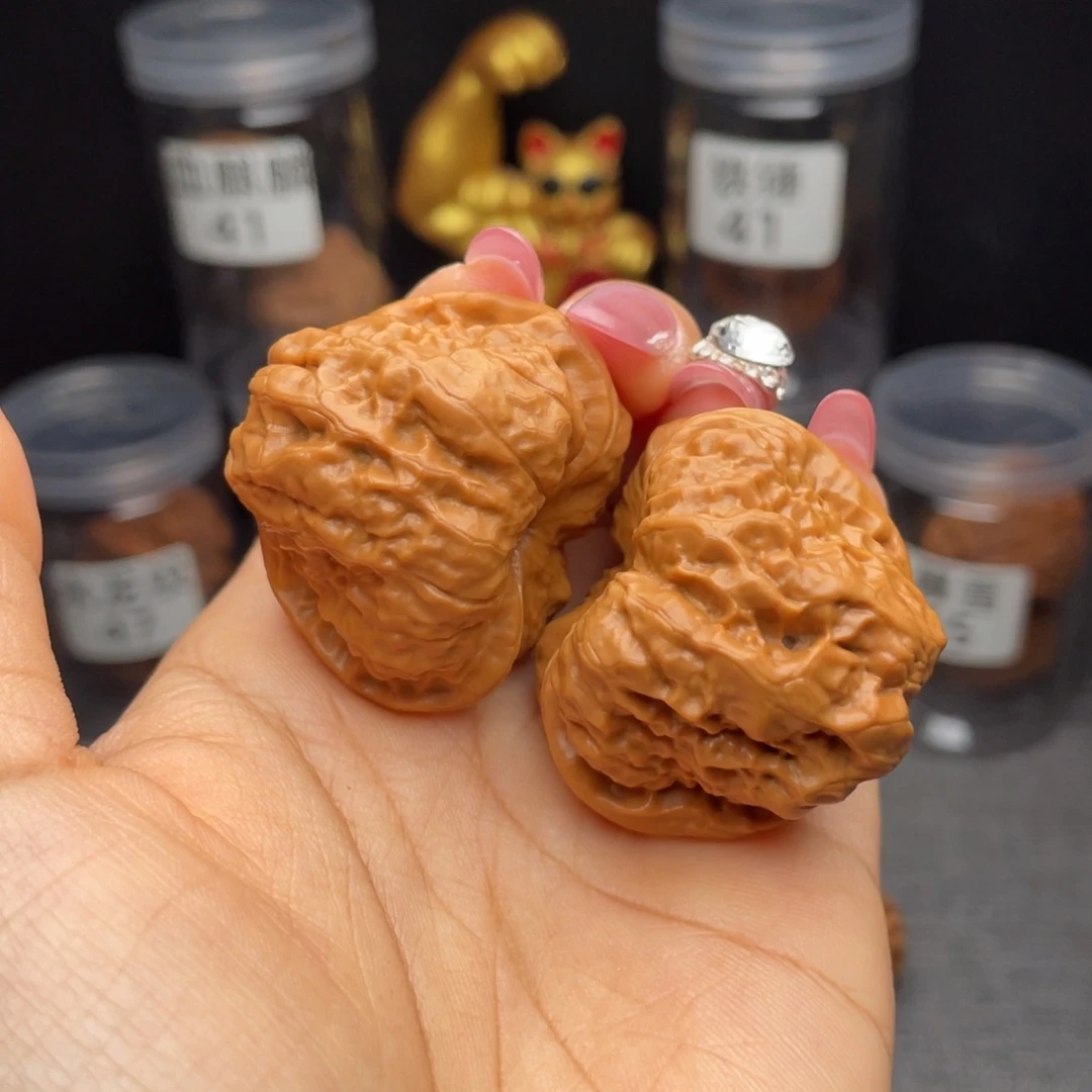 文玩核桃把件蛤蟆头