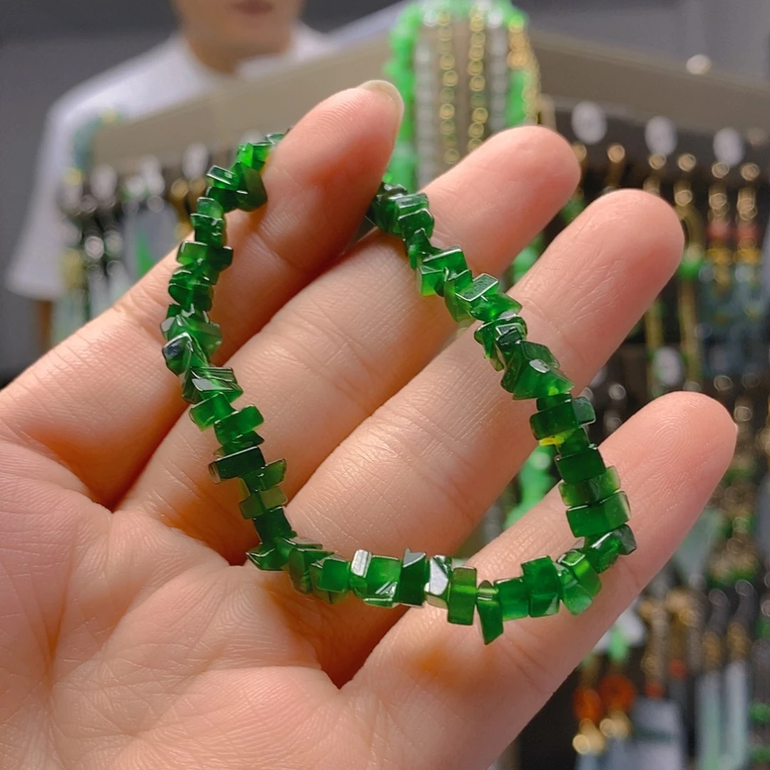 未镶嵌翡翠耳饰翡翠