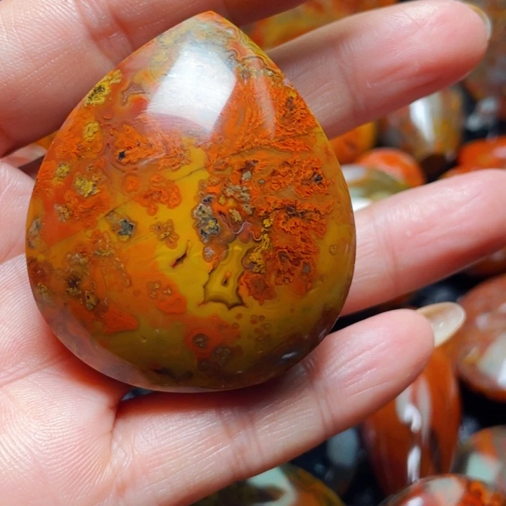 玛瑙/玉髓战国红玛瑙挂件未镶嵌