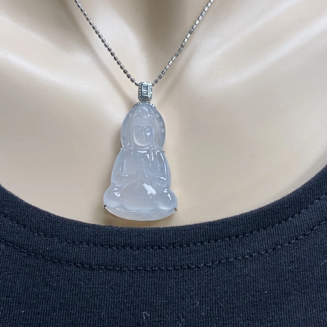 翡翠吊坠(赠链)18K金镶嵌