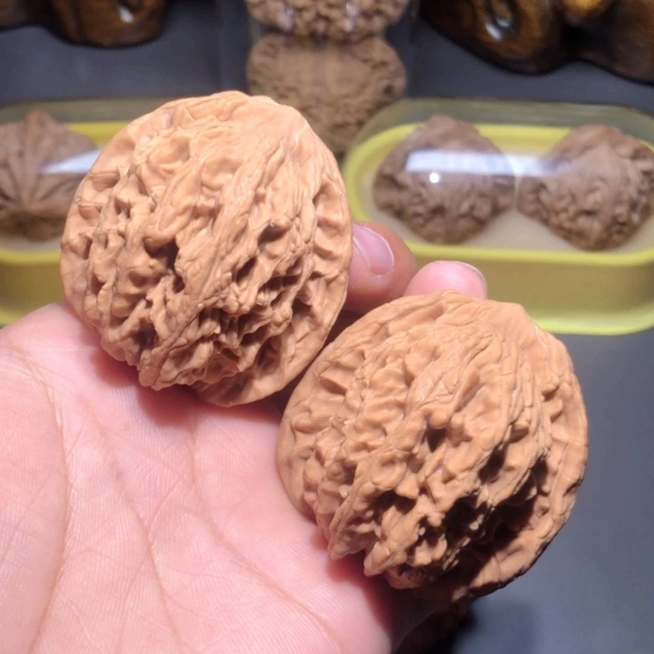 文玩核桃把件44麦虎