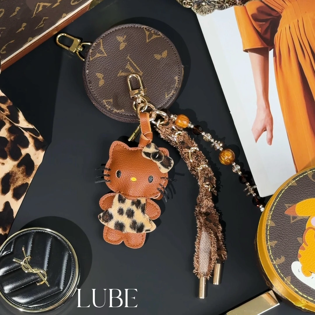 【美黑凯蒂挂链】歪歪高定手工手机链适用于安卓苹果手机壳