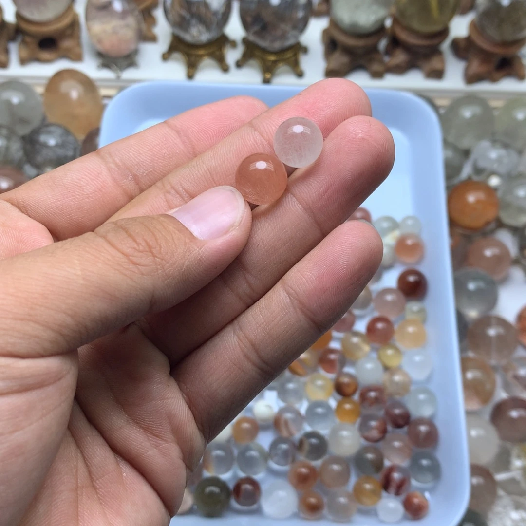 u***.珠宝半成品未镶嵌水晶兔毛球