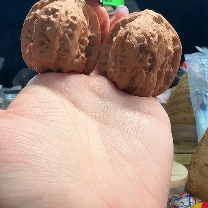 桃核吊坠靠山王41尺