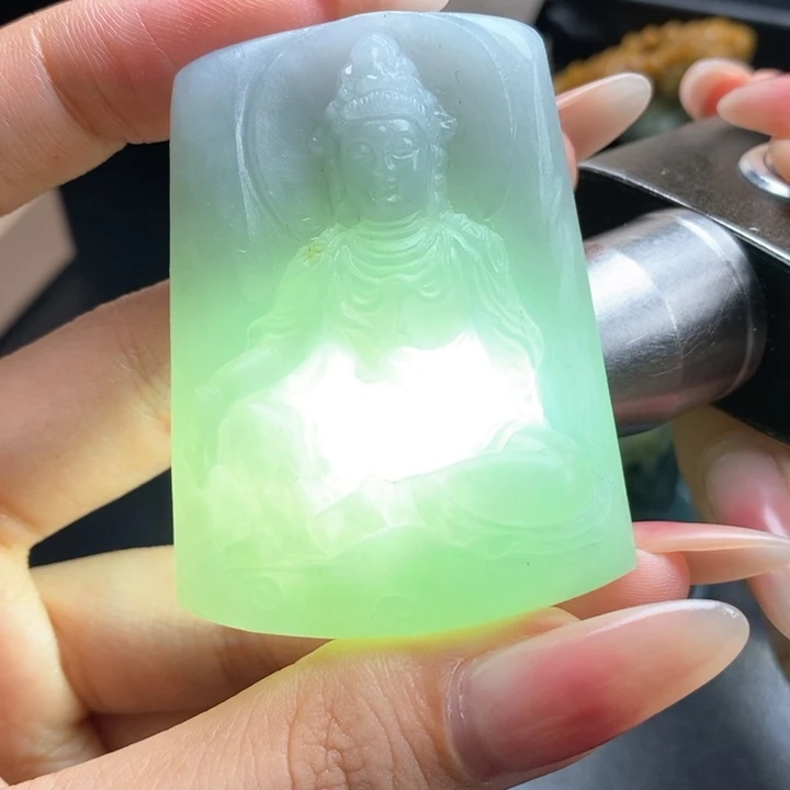 定制翡翠未镶嵌观音