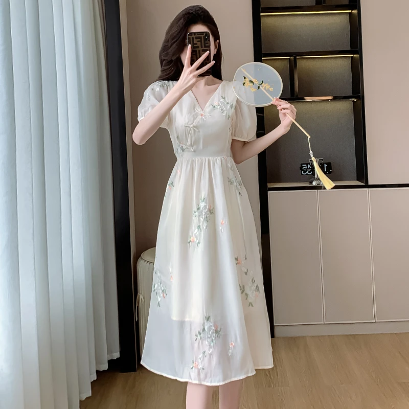 新中式优雅气质刺绣短袖V领连衣裙女夏季新款复古高腰显瘦长裙子