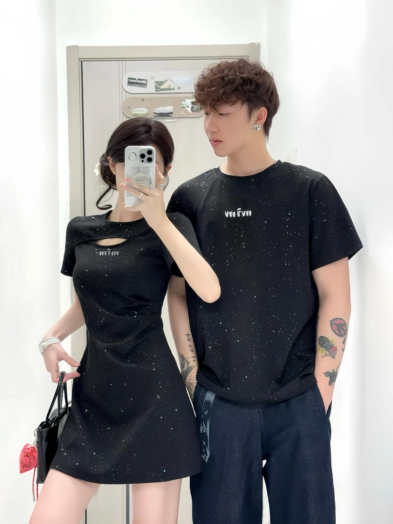 情侣装夏季小众设计感辣妹风收腰褶皱女连衣裙男短袖T恤一裙一衣