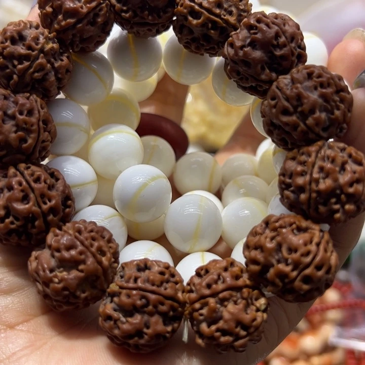 大果紫檀（缅甸花梨）1.6金腰带微瑕