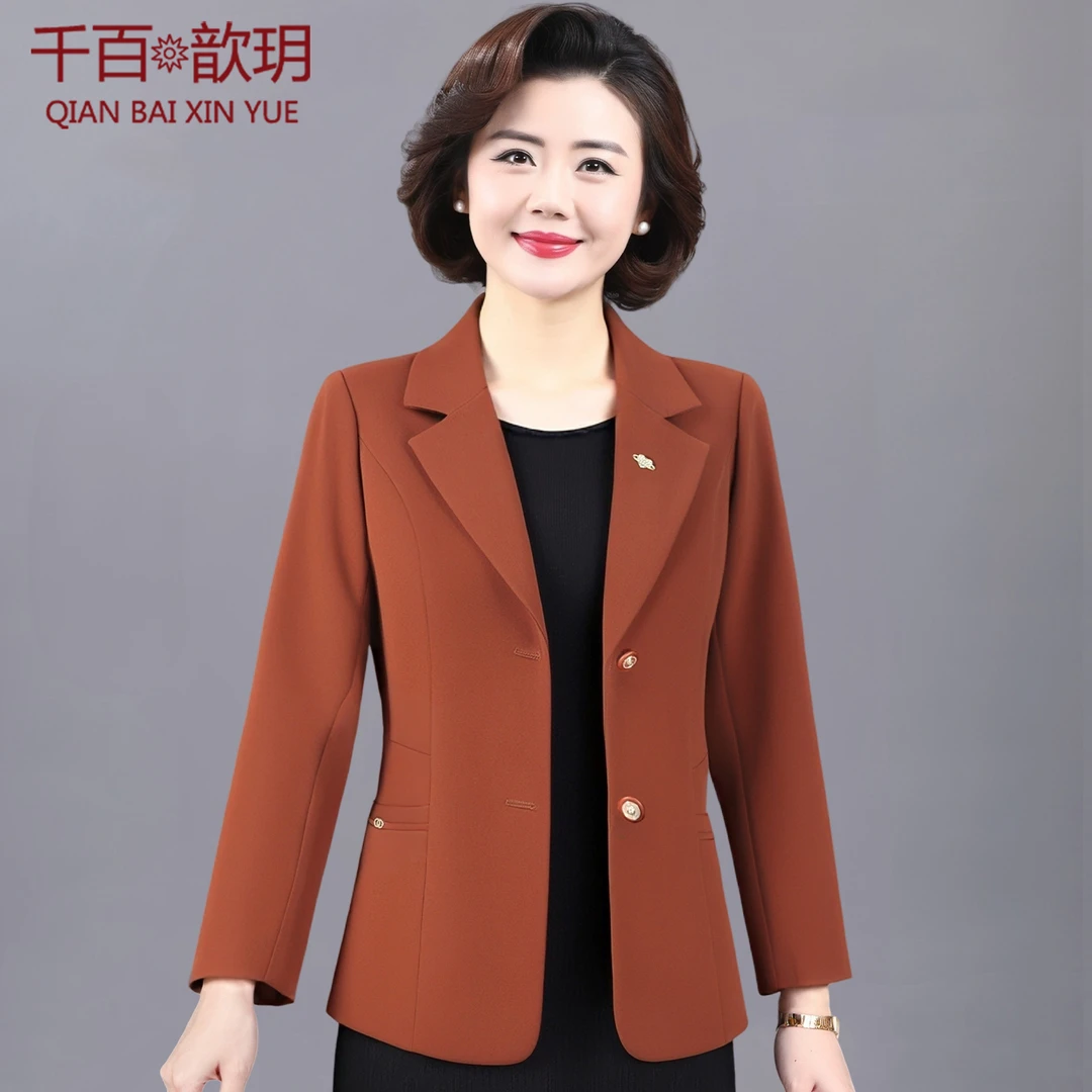 小个子妈妈春秋款西装外套50岁中老年女士新款洋气两粒扣短款上衣