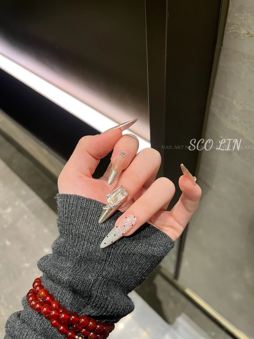 ScoLin【守护甜心】波点法式 施华洛手工定制美甲超长杏仁穿戴甲