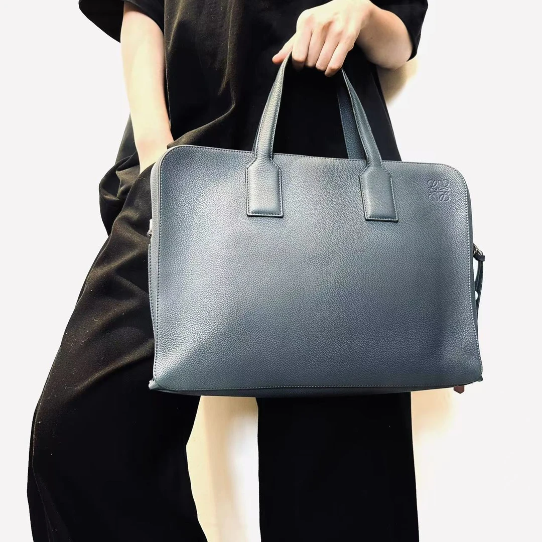 95新 LOEWE/罗意威 罗意威蓝手提包 2506260416