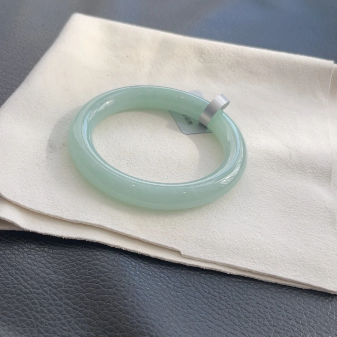 翡翠未镶嵌手镯55