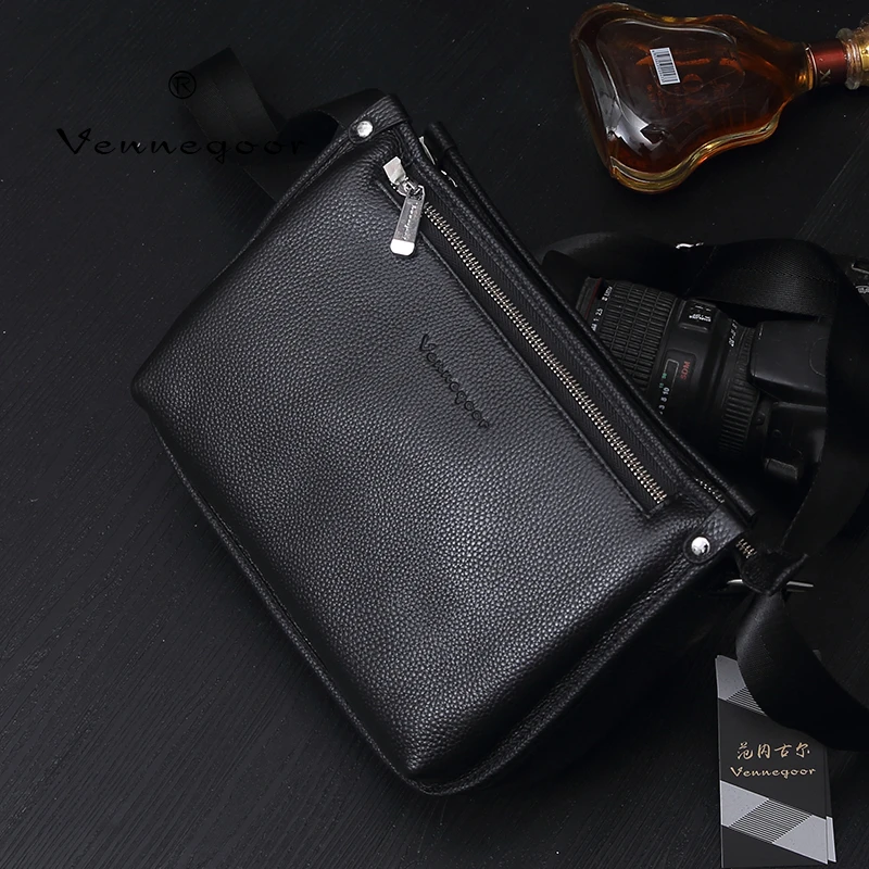 多隔层大容量男士单肩包头层牛皮斜挎包男士背包小包多拉链男包