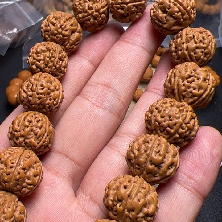 猴头核桃手串o*r看看咯