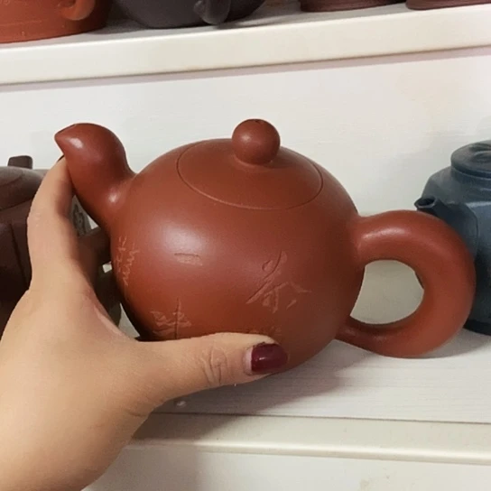 手工制作宜兴紫砂壶