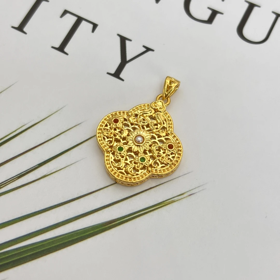 18K金白贝母五花吊坠-大版本