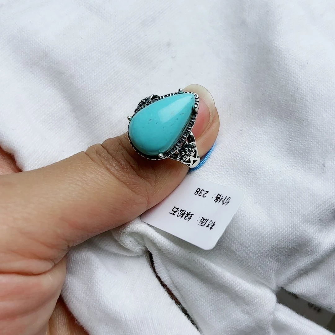 绿松石珠宝奇石未镶嵌名****呢