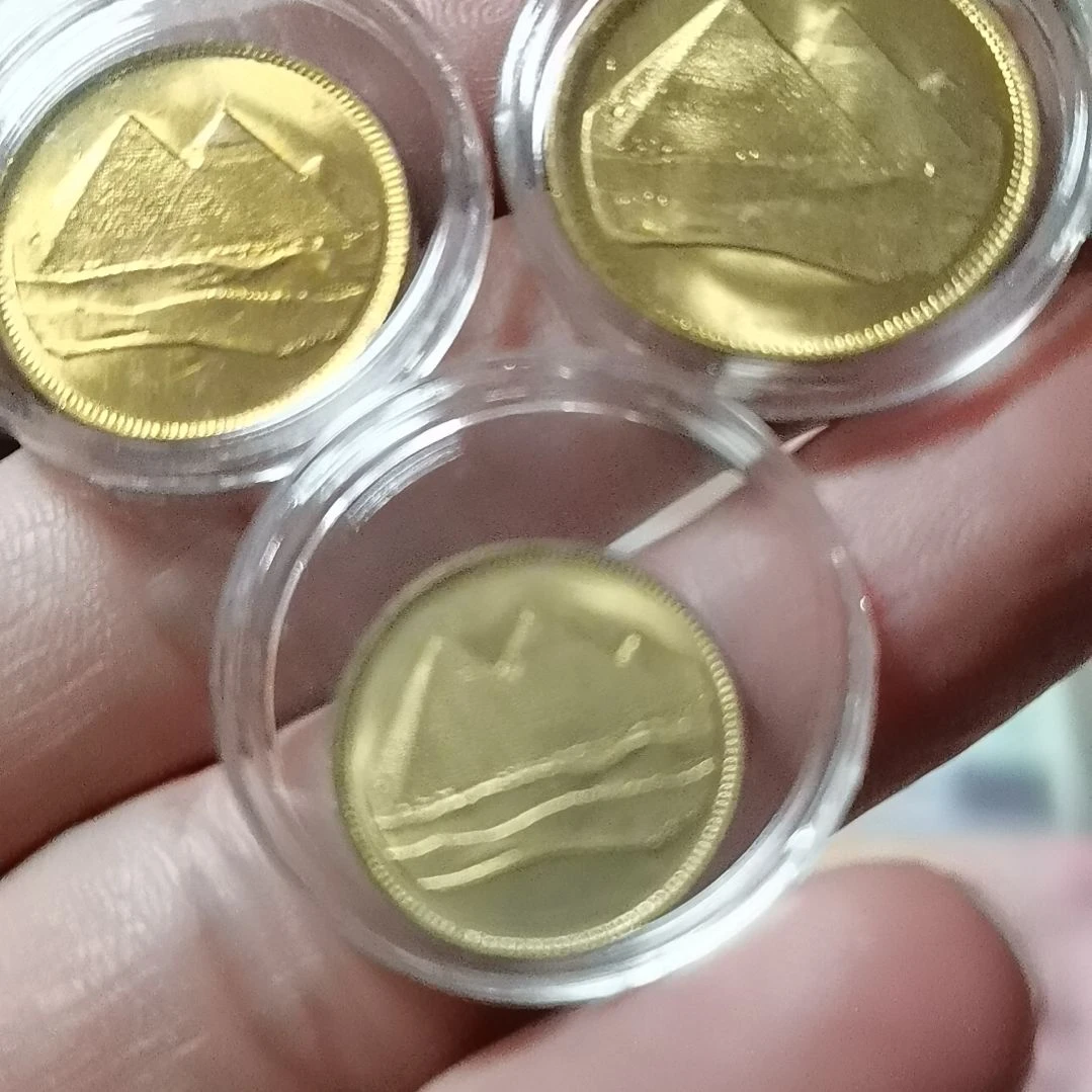 其他普通金属金字塔一套