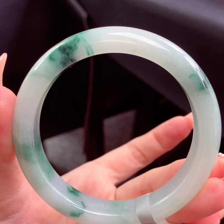 未镶嵌手镯翡翠翡翠