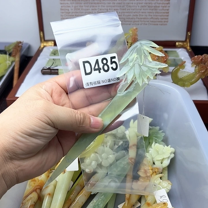 蛇纹石玉发饰合金