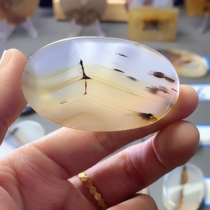 玛瑙/玉髓未镶嵌珠宝半成品