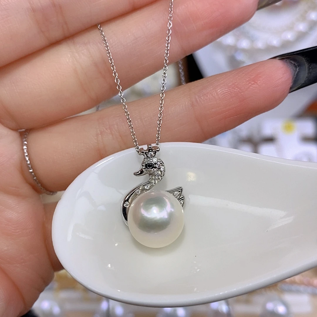 颈饰淡水珍珠合金F