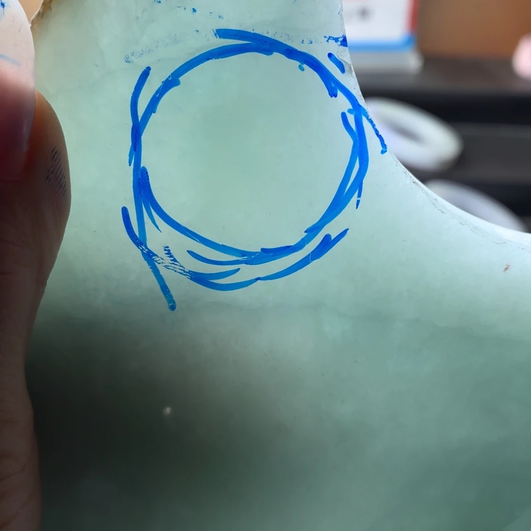 子***规定制翡翠未镶嵌翡翠手镯