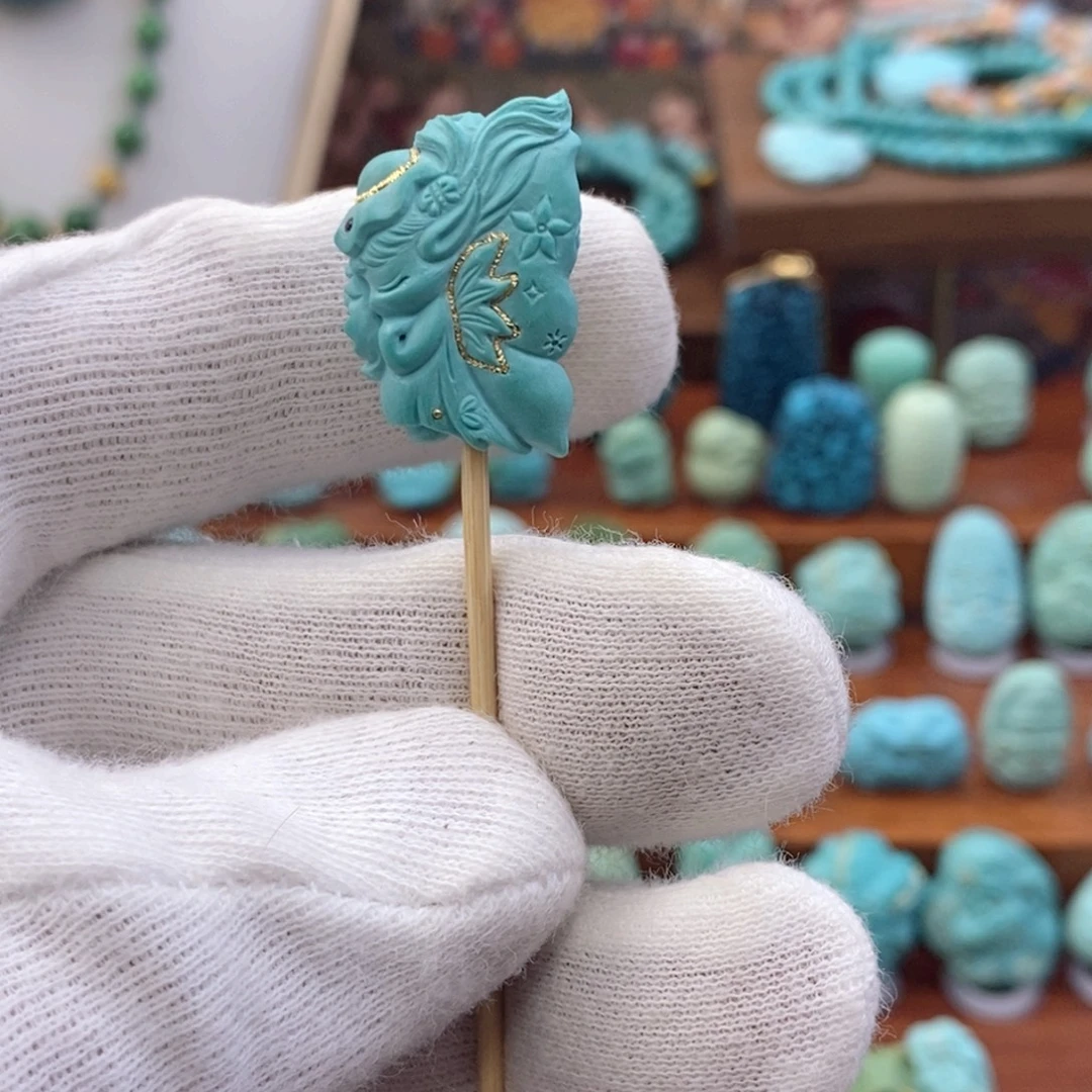 未镶嵌绿松石珠宝奇石