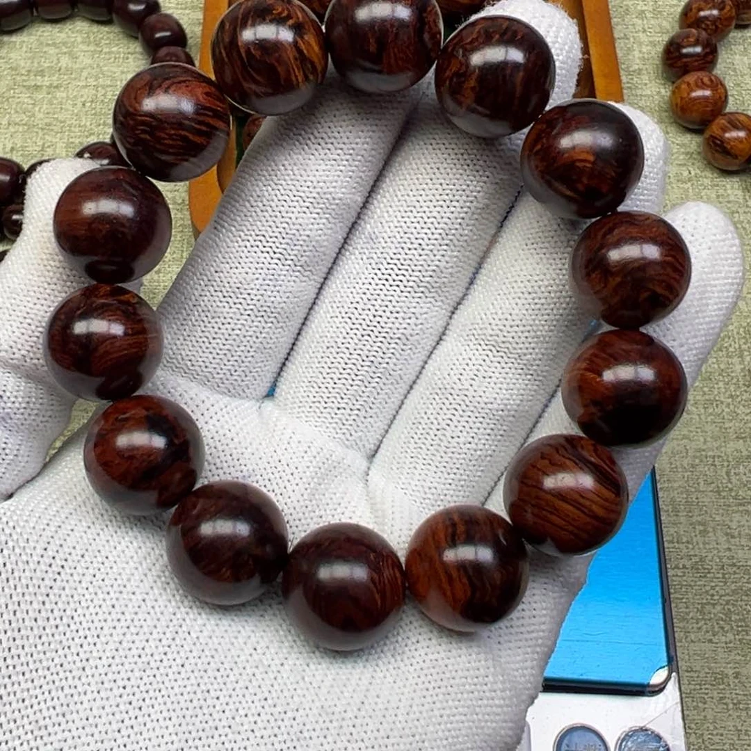 木海南红降1.6级品瑕疵