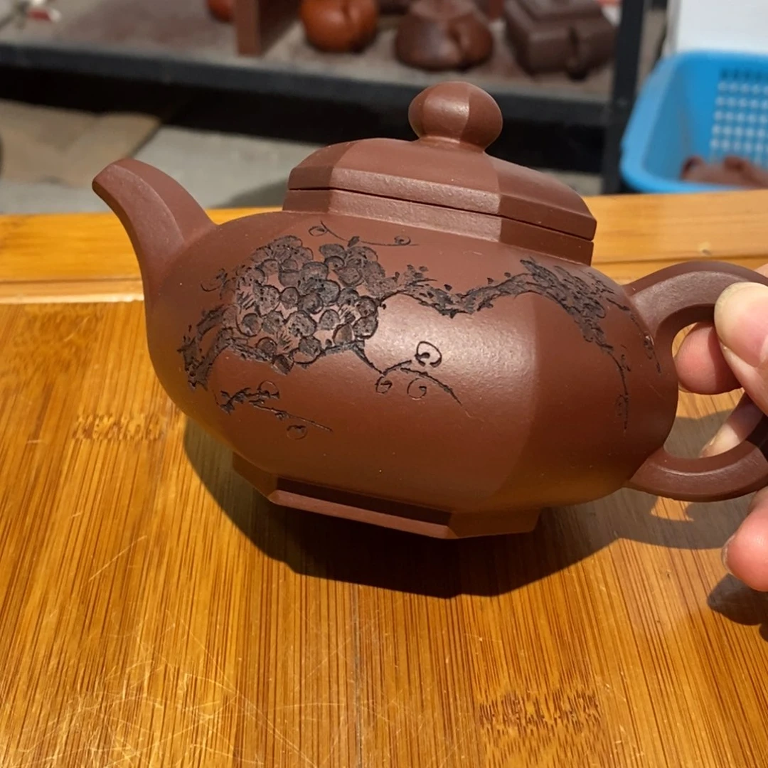 茶壶紫砂紫砂壶。紫砂壶。