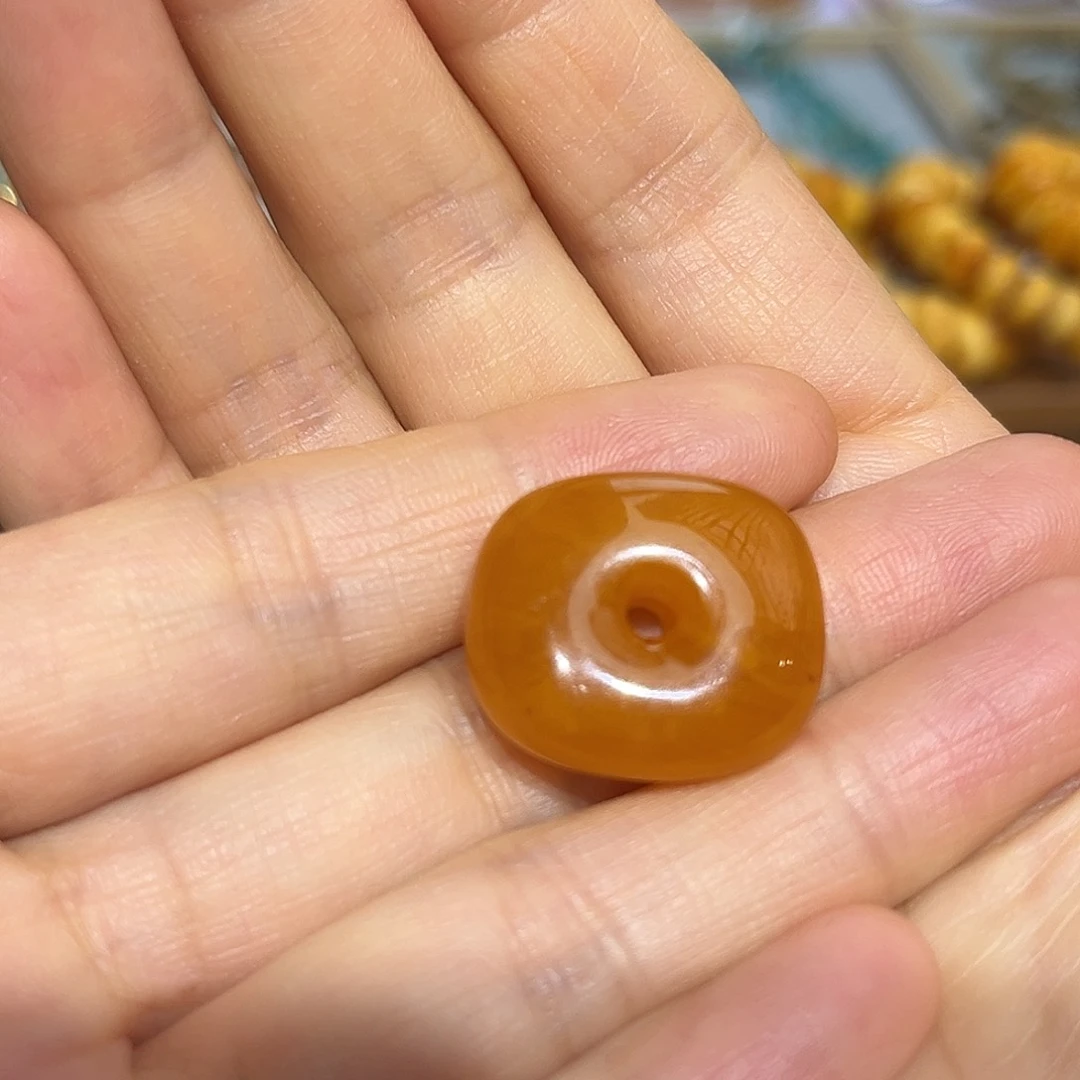 琥珀颈饰未镶嵌蜜蜡扣