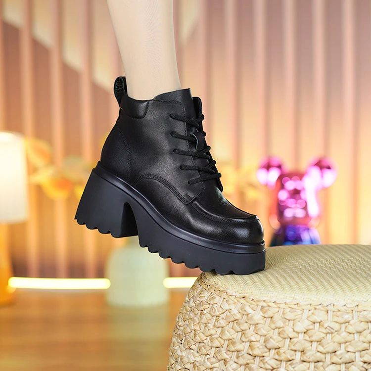 NP781-6581-1头层牛皮女圆头软底复古百搭休闲真皮舒适厚底马丁靴