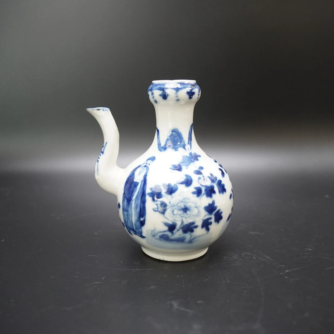 Lot.25080920清光绪青花人物花卉纹蒜头壶 高：约14cm