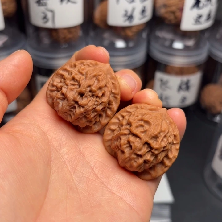 吊坠桃核35瓷娃娃