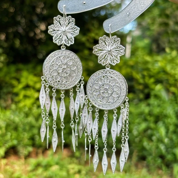 足银耳饰 清版 非质量问题不退不换 不议价免开尊口 留给需要的人