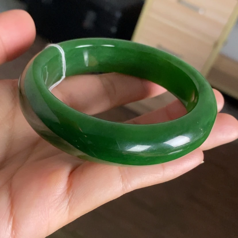 【闪购商品】未镶嵌手镯和田玉（碧玉）