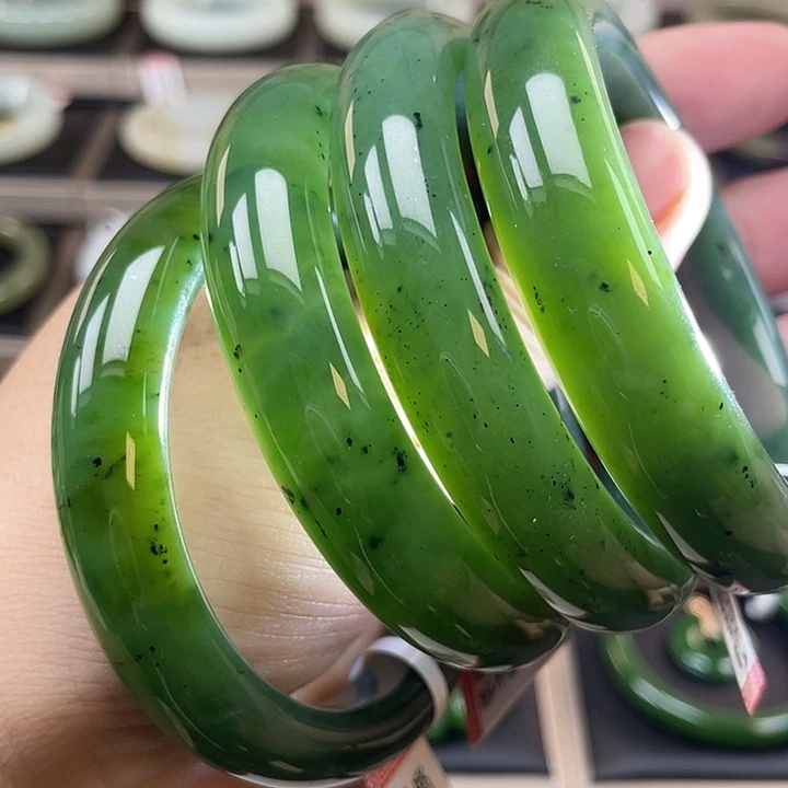 和田玉（碧玉）未镶嵌手镯（58-61圈口（多样性发其一）