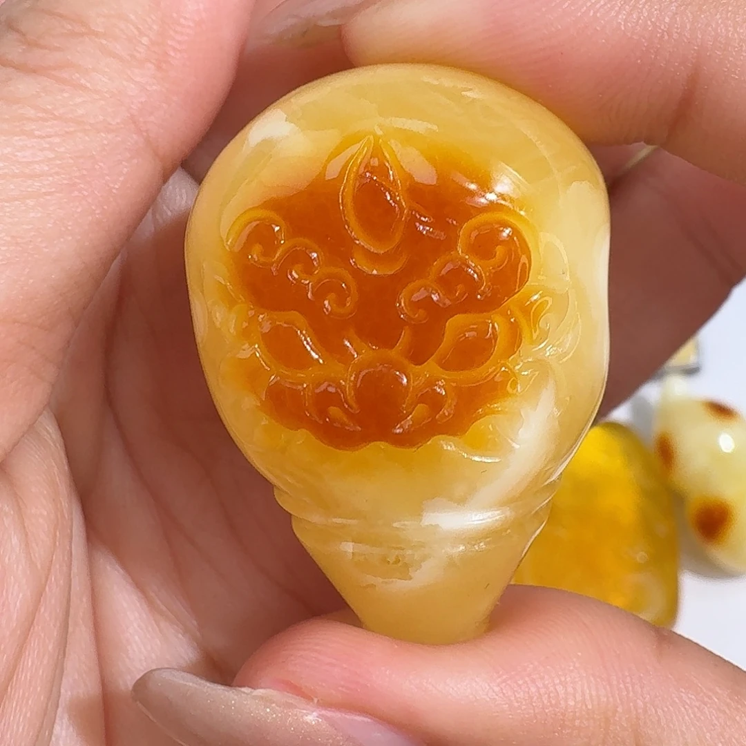 漫***翊琥珀未镶嵌裸石你