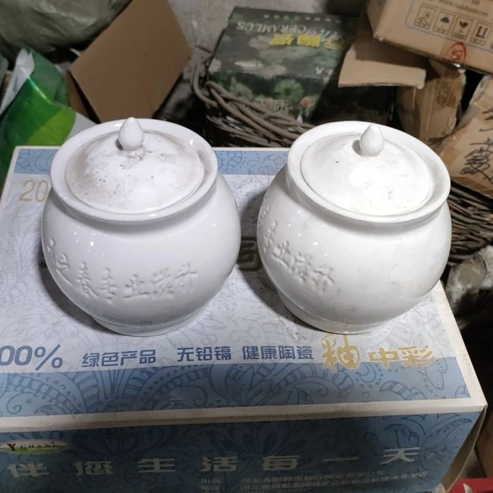 摆件陶瓷盘子碗啥都有