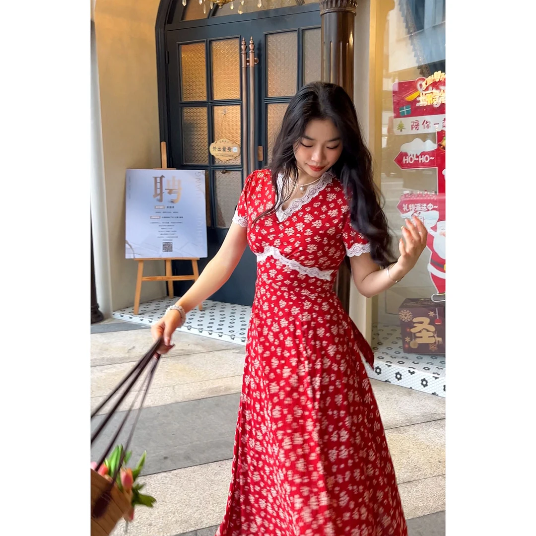 仲夏之夜 红色碎花连衣裙夏季收腰温柔风中长款V领短袖连衣裙
