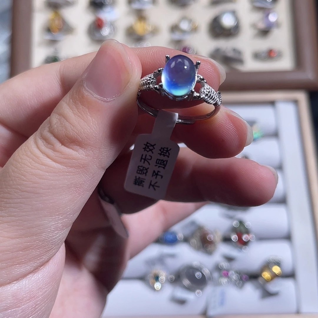 银S925镶嵌戒指水晶?*緣