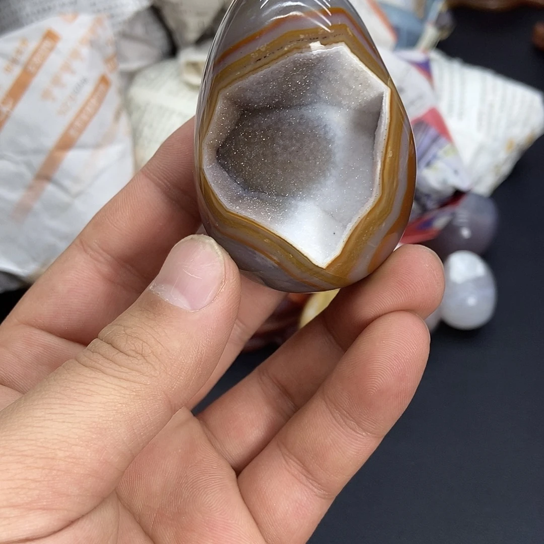 玛瑙/玉髓未镶嵌珠宝奇石