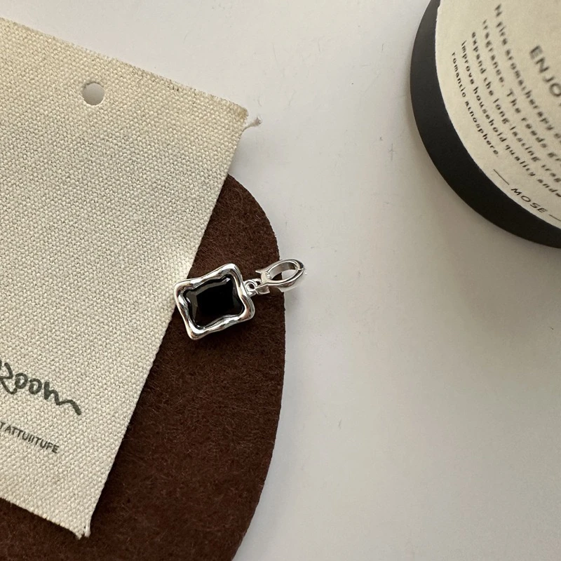 吊坠925银锆石 S925银「秦岚同款」时尚吊坠韩系时尚感万能扣侧坠