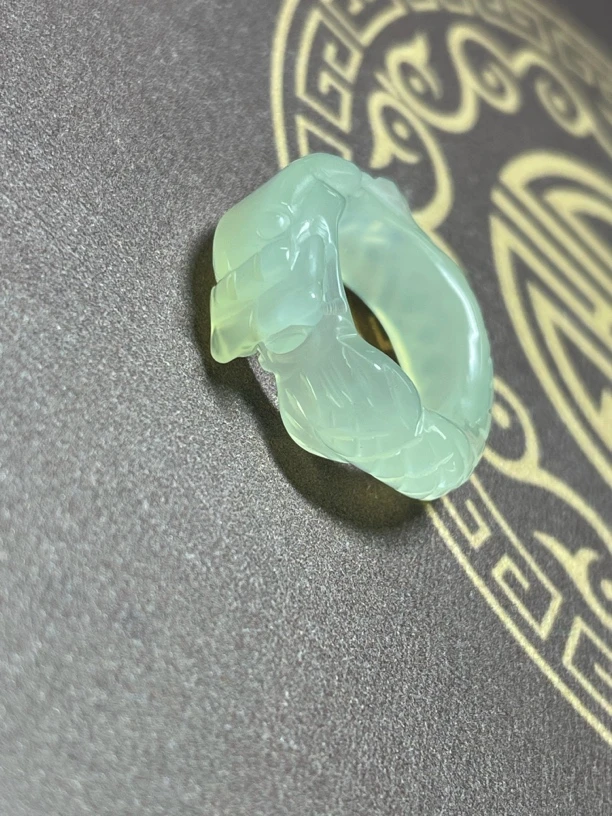 岫玉龙戒扳指内径19.3