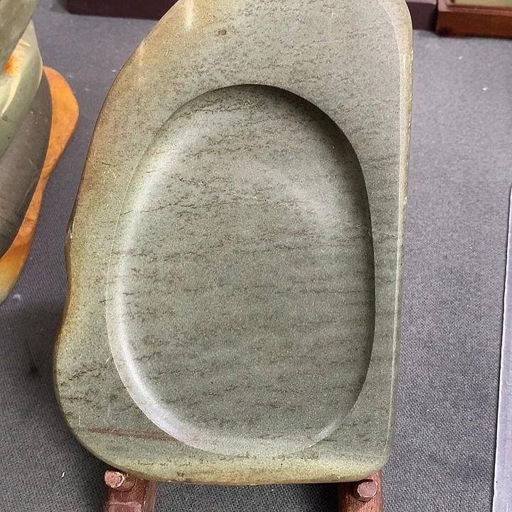 广东肇庆原石端砚