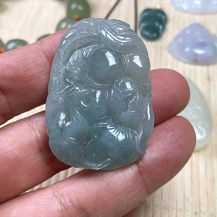 翡翠未镶嵌颈饰1111111111111